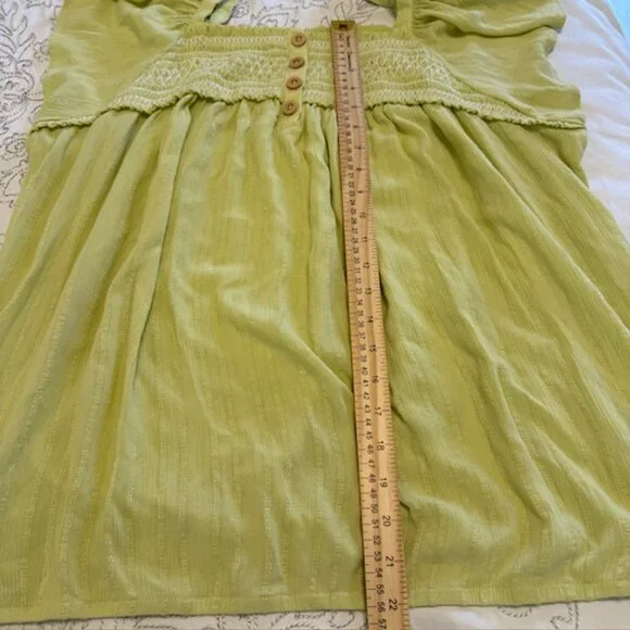 Maurices Top Women 2X Light Green Smocked Ruffle Split Neck Flutter Sleeve Boho - Picture 9 of 14